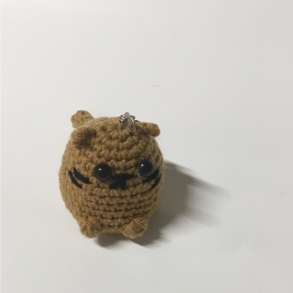 Handmade Brown Crocheted Cat Keychain new - Picture 2 of 4